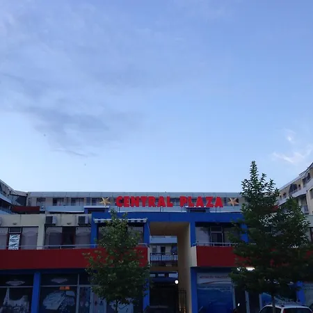 In Plaza סאני ביץ'