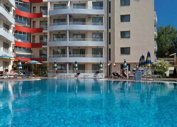 Apartment In Plaza *