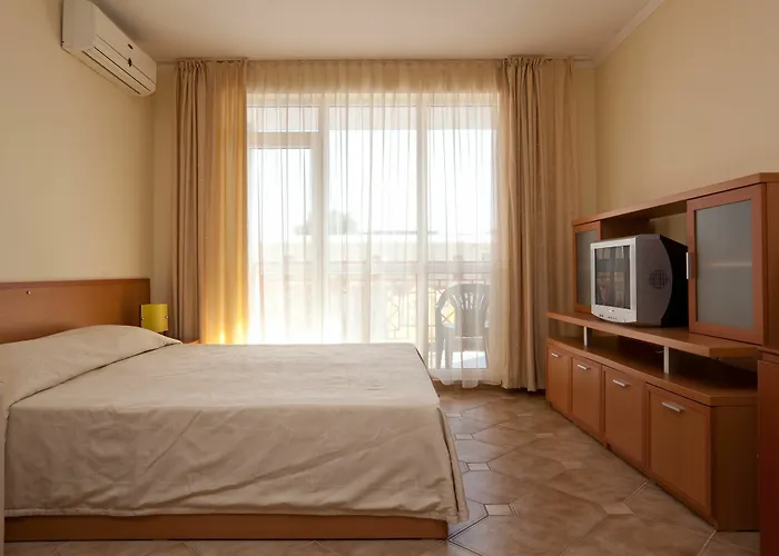 Apartment In Plaza *