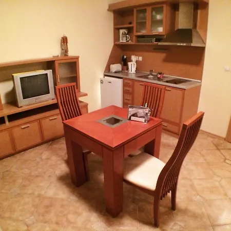 Apartament In Plaza *