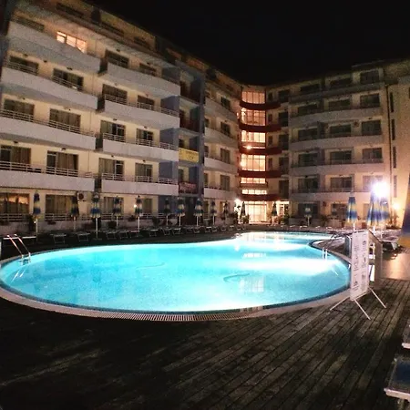 Apartment In Plaza
