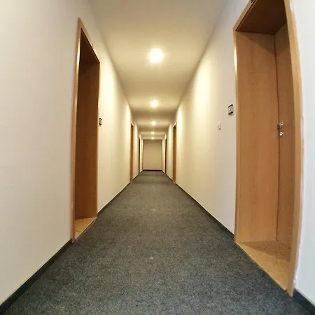 In Plaza ساني بيتش