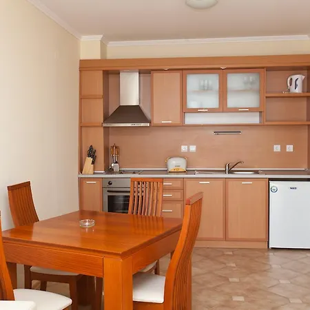 Apartment In Plaza *