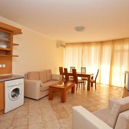 Apartment In Plaza
